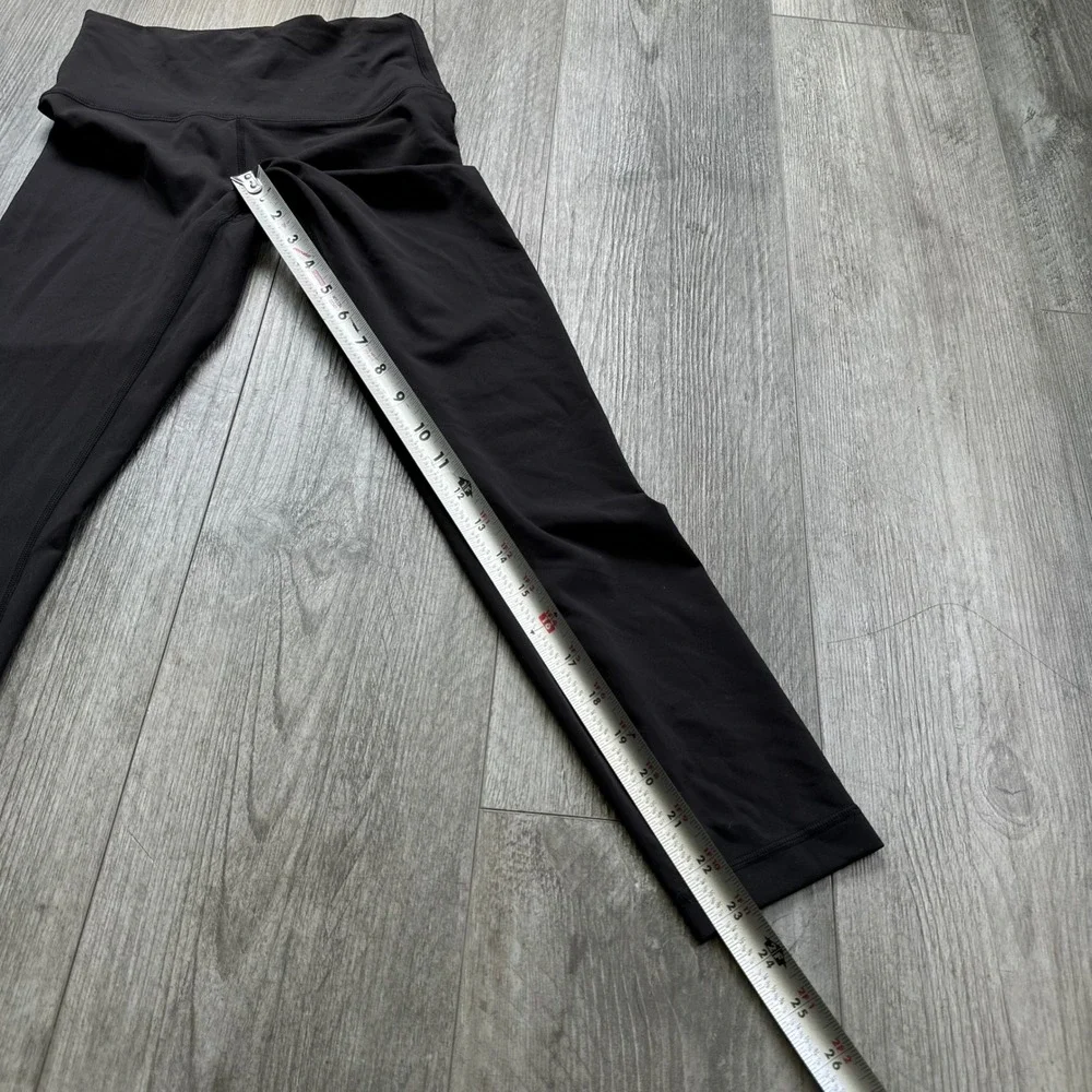 Lululemon Black Align Capri Leggings 4 23